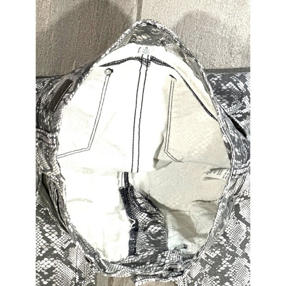 Seven7 Tummyless High Rise Skinny Jeans Black White Snakeskin Print Stretch Sz 6 - Picture 13 of 13